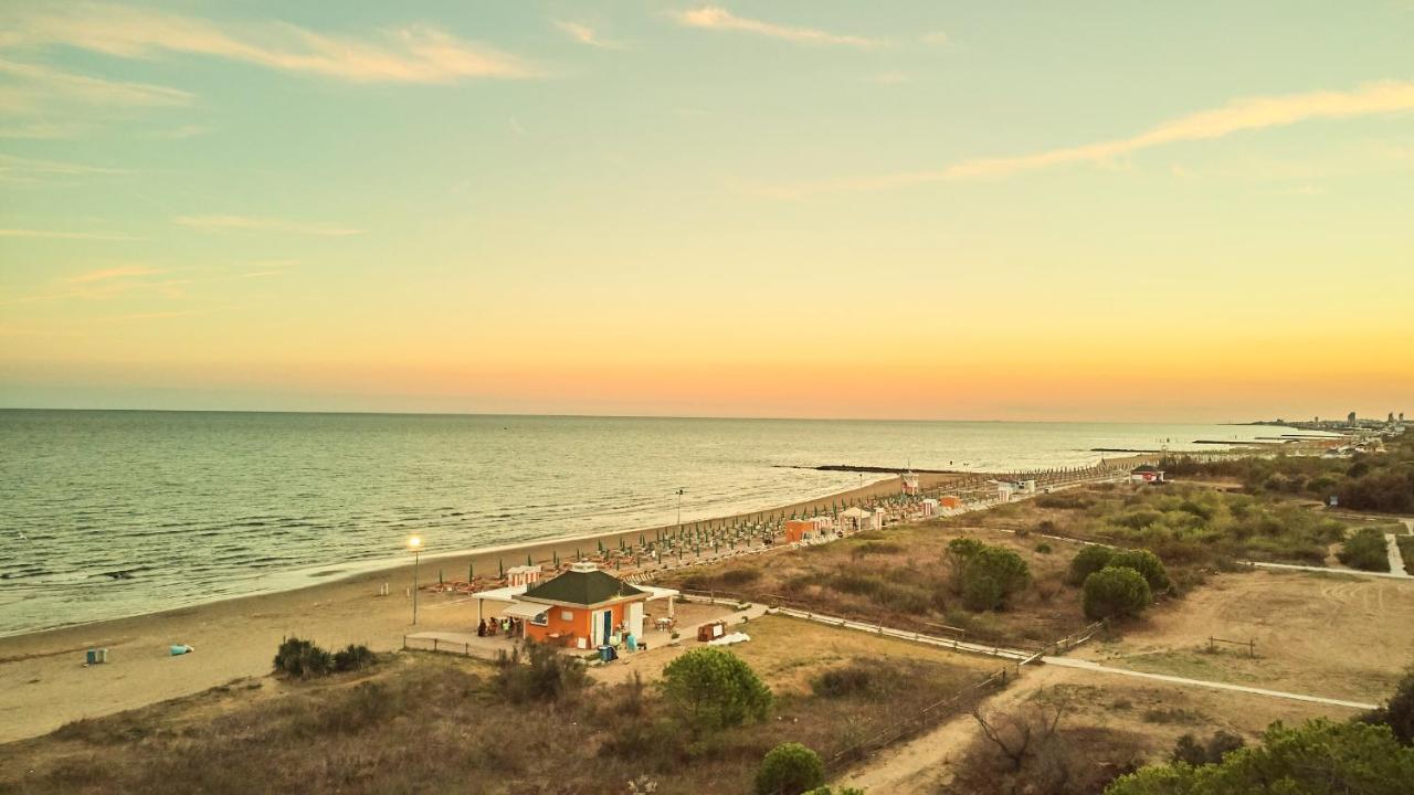 Aparthotel La Pineta Lido di Jesolo Eksteriør bilde